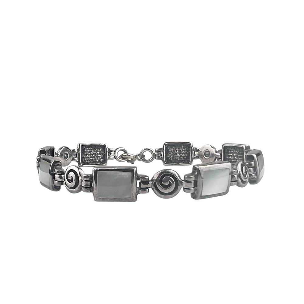 Sterling Silver & Mother of Pearl Bracelet Swirl 7.5"